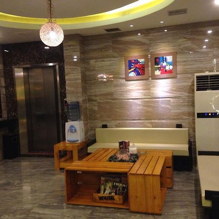 Mustika Gajah Mada Hotel Cakarta Dış mekan fotoğraf