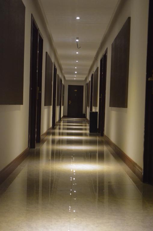 Mustika Gajah Mada Hotel Cakarta Dış mekan fotoğraf