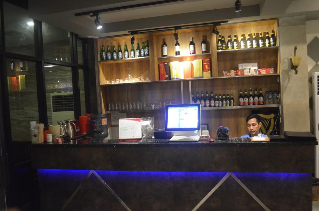 Mustika Gajah Mada Hotel Cakarta Dış mekan fotoğraf