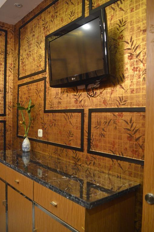 Mustika Gajah Mada Hotel Cakarta Dış mekan fotoğraf