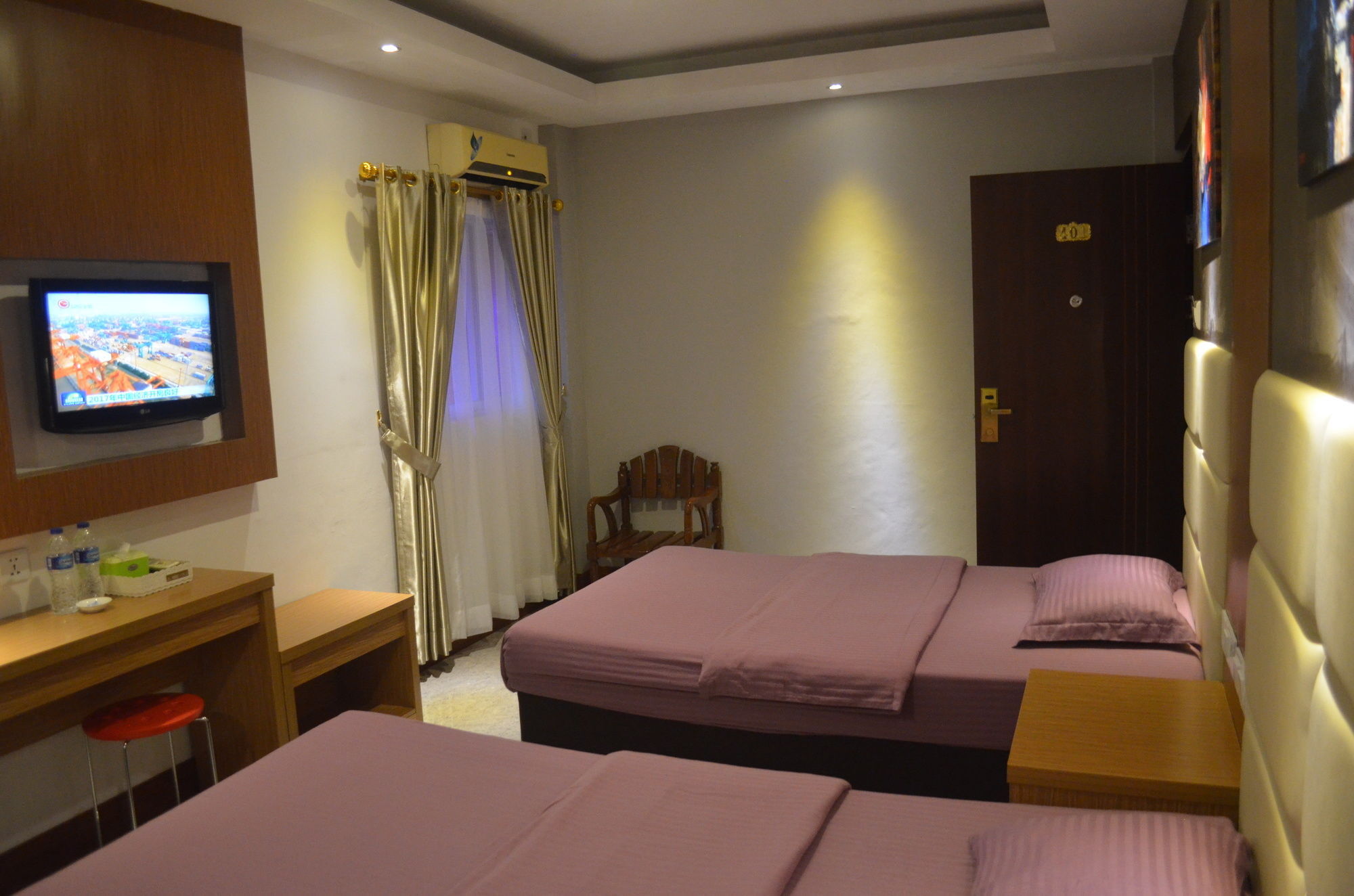 Mustika Gajah Mada Hotel Cakarta Dış mekan fotoğraf